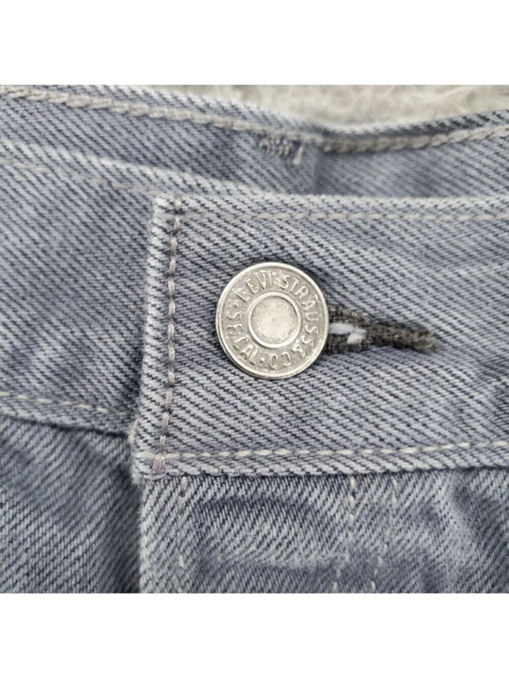 Levis Jeans Mens 42x32 Gray 501 Original Button Fly Straight *Read* - Picture 10 of 12